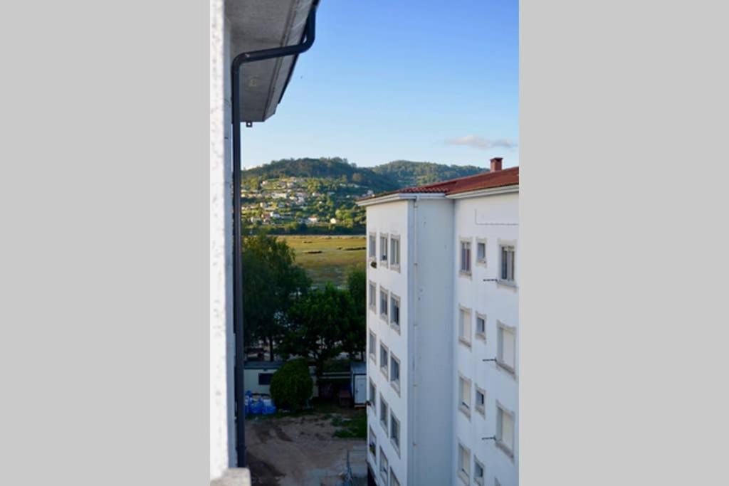 Fantastico Duplex De 4 Habitaciones En El Camino Ingles. بونتيدويمي المظهر الخارجي الصورة