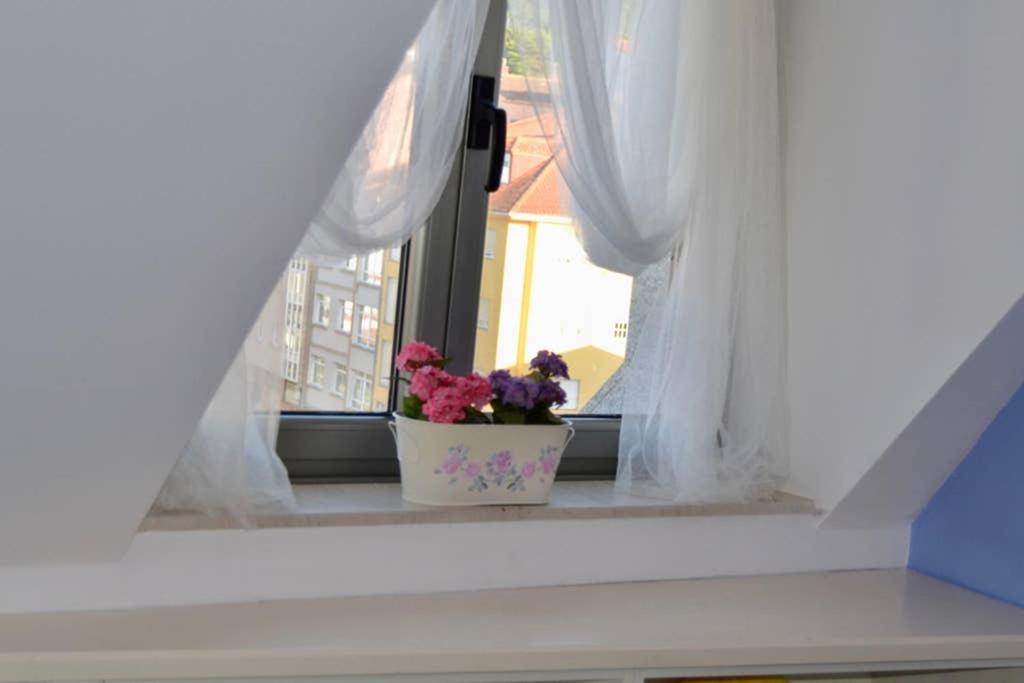 Fantastico Duplex De 4 Habitaciones En El Camino Ingles. بونتيدويمي المظهر الخارجي الصورة